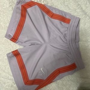 Youth medium Nike Fly